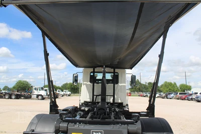 New | in-Stock 2025 MACK MD6 Hooklifts & Roll-Offs Texas US | Roll Off Truck World #1491879