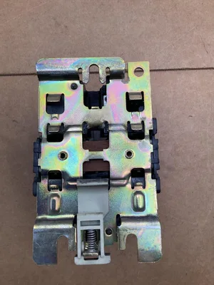 USED TELEMECANIQUE LC1-D8011