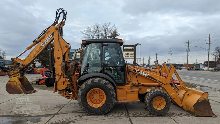 Used 2005 CASE 590SM Backhoe Loaders | Rosseel's Equipment Inc #720493