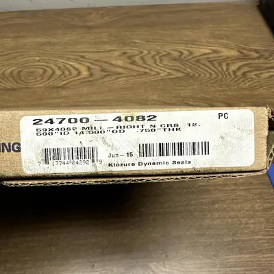 USED GARLOCK KLOZURE 24700-4082