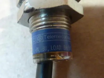 USED TELEMECANIQUE XS1N12PA340L03