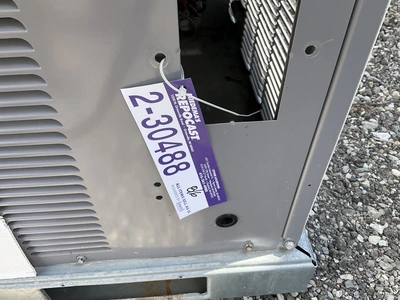 Used BRYANT 559KE06A000A3A0AC, 5 TON Air Conditioning Equipment Michigan US | Miedema Asset Management Group #1330111