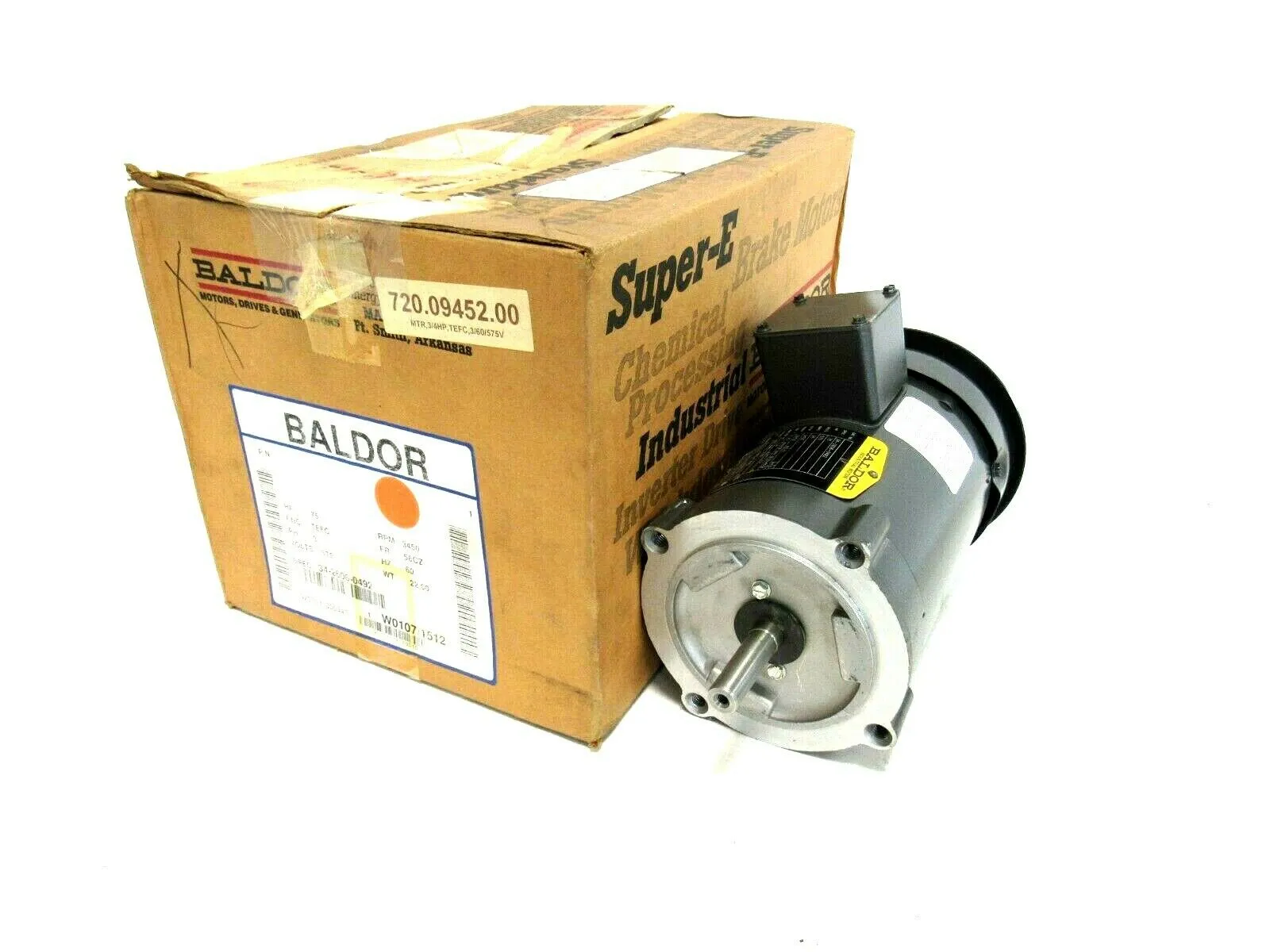 NEW BALDOR 34-2606-0492 MOTOR 3/4HP 575V 3PH 3450 RPM 56CZ 3426060492