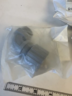 NEW HUBBELL WIRING DEVICE-KELLEMS NHC1038CR