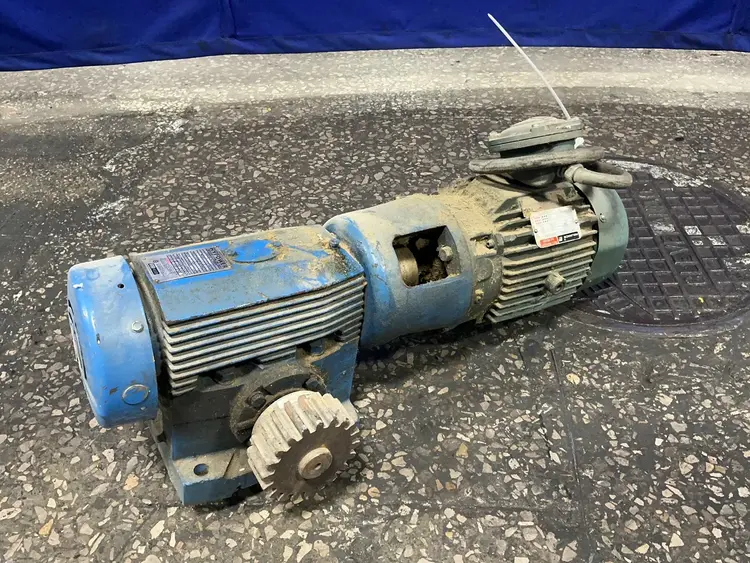 Used RELIANCE ELECTRIC P18G2521J QN Motors (misc) Ohio US | HGR 24 #1404392