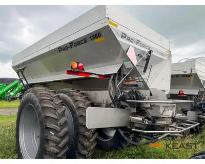 Used UNVERFERTH _UNKNOWN_ Dry Spreaders Iowa US | Keast Enterprises #1360495
