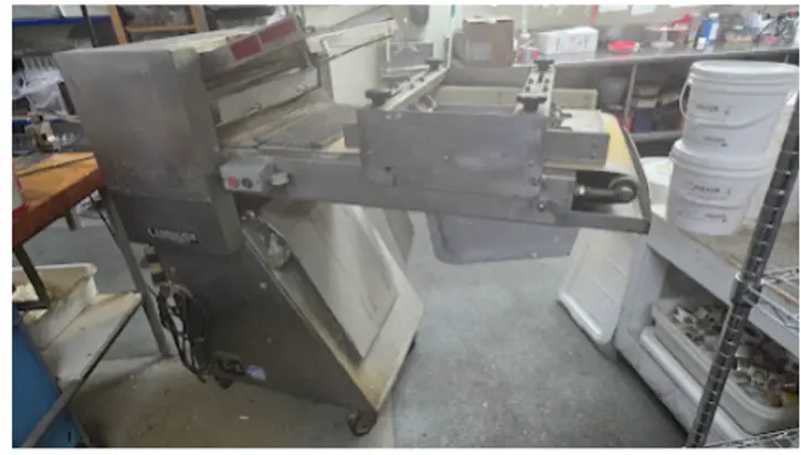 Used _UNKNOWN_ LSM-20. Dough Sheeters & Presses Michigan US | Grocery Equipment Sales #1293143