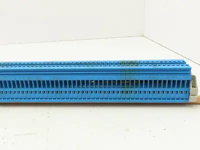 Entrelec Terminal Block Connector DIN Rail 24-10AWG 4mm² 600V 25A Lot of 150