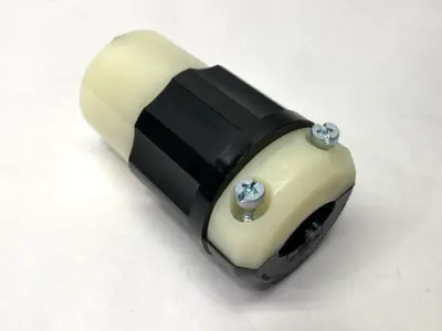 USED LEVITON LOCKING CONNECTOR 3-POLE 3-WIRE 20A 125/250V