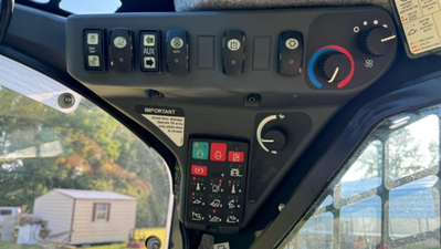 USED 2024 Deere 333G