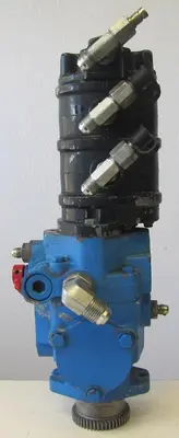 Advance Nilfisk 56304113 Triple Gear Pump  & 56304112 Hydraulic Piston Pump Main