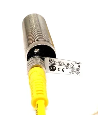 NEW ALLEN BRADLEY 875C-M5CN18-P3 PROXIMITY SENSOR SERIES A 875CM5CN18P3