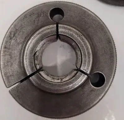 USED BESLY THREAD RING GAUGE