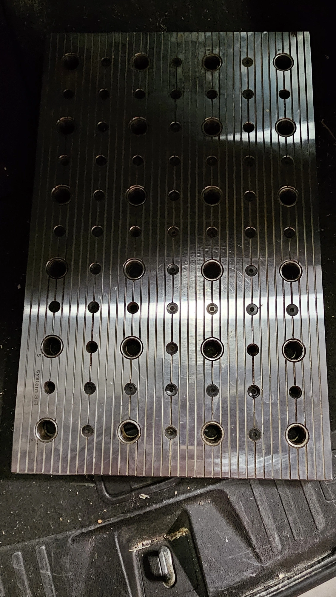 USED SYSTEM 3R 3R refix Table 14" x 24"