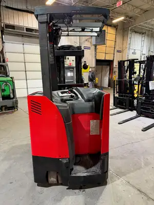 Used 2013 Raymond 415-C30TT 3-Wheel Stand up Electric Counterbalance Forklifts New York US | United Lift #1446715