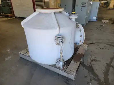 Fiber Glass Tank w/ Fittings