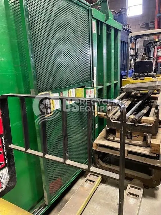 Used 2016 PTR 7200HD-8 DEEP CHAMBER VERTICAL Balers | US Recycling Equipment #474772