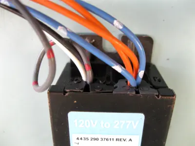 NEW Philips Advance Centium ICN-4S54-90C-2LS-G Lighting Ballast 120V-277V F19