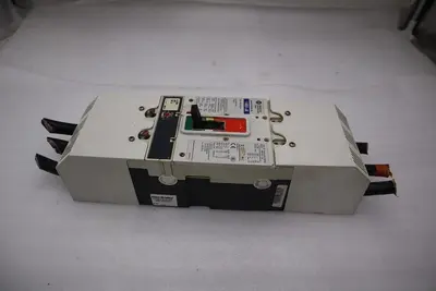 Allen Bradley 140U-J6X3 100A 3P 600V AC 250V DC Circuit Breaker STOCK H1864