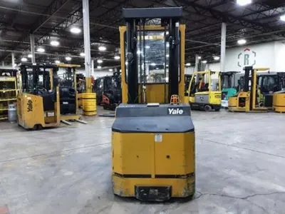 USED 2020 YALE OS030