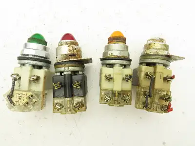 Square D 9001-KM1 Button Mixed Round Dome Illuminated Lot of 16