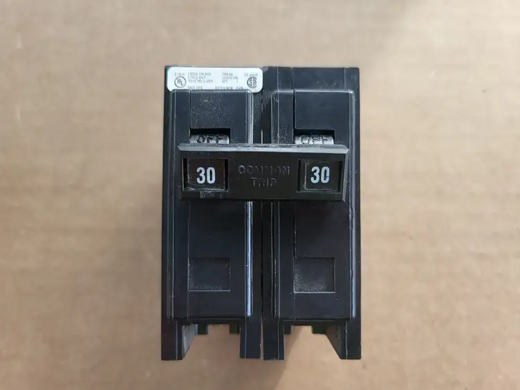 Used CUTLER-HAMMER BA Switchgears British Columbia CA | Lenmark #913739
