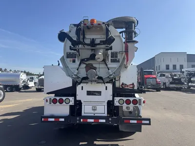 Used 2018 FREIGHTLINER M2 HYDRO EXCAVATOR VACUUM TRUCK Hydro Excavators Minnesota US | Carco Truck & Equipment #1513911