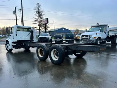 Used 2009 FREIGHTLINER BUSINESS CLASS M2112 Cab Chassis trucks Washington US | Puget Sound Truck Sales #1546526
