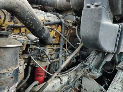 Used 2000 INTERNATIONAL 9900 EAGLE Conventional trucks Ohio US | Proxy Equipment #1385245