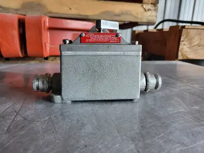New | in-Stock CROUSE-HINDS DSFS936 SA Switchgears British Columbia CA | Lenmark #242131