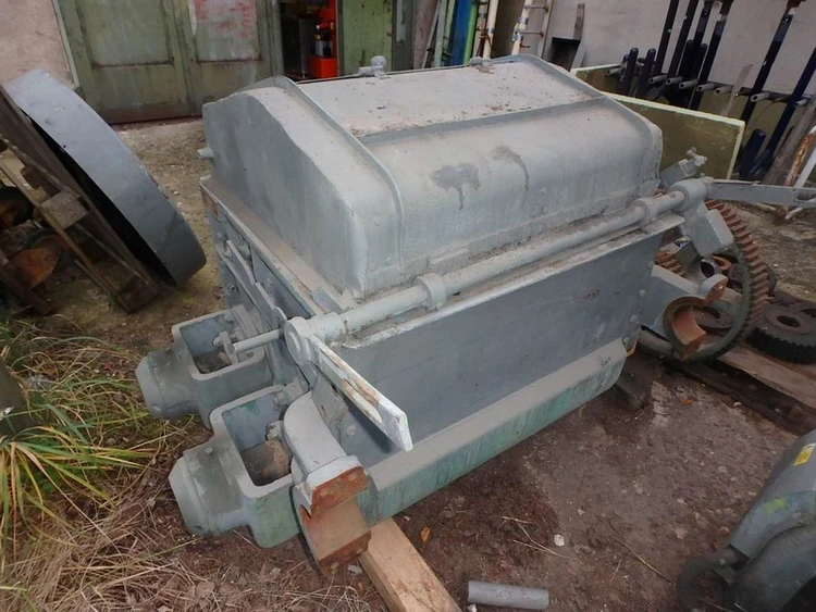 Used WP 300 Litre Double Arm Mixers CZ | Perry Equipment #120409