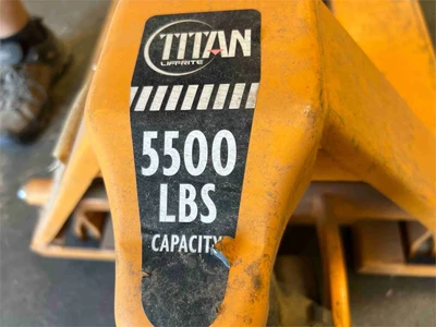Used TITAN _UNKNOWN_ Pallet Jacks California US | MachineryMax #1390422