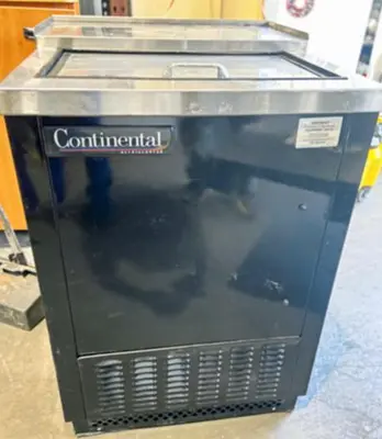 Perlick 24" Underbar Bottle Cooler  Chiller w/ Black Vinyl Exterior, FR24RT-3-BL