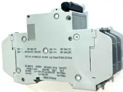 NEW SCHNEIDER ELECTRIC 60138 CIRCUIT BREAKER