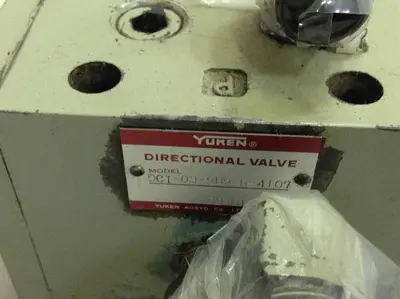 USED YUKEN DCT-03-2B2-R-4107