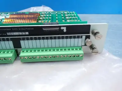 USED UNICO 704477