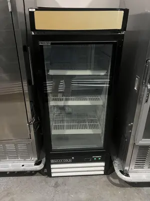 Used MAXX COLD MXM1-12F Display Freezers Florida US | BAM Discount Restaurant Equipment #1390515