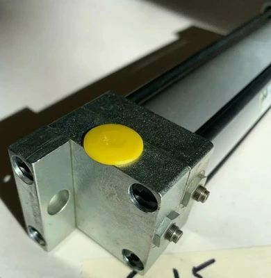 USED PHD INC AF 1-1/8” X 5 D-I-P-3R