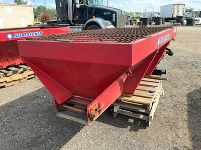 Used _UNKNOWN_ _UNKNOWN_ Dry Spreaders Michigan US | Miedema Asset Management Group #1477192