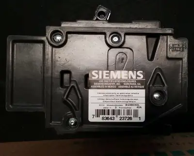 Used Siemens Siemens BQ3B040L 3-POLE Circuit Breaker 40A Circuit Breakers US | Infinity wholesale & Supply LLC #1305701