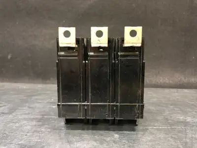 Used GENERAL ELECTRIC THQB32030 Switchgears British Columbia CA | Lenmark #244218