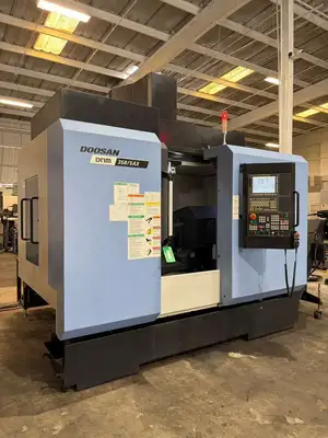 2017 DOOSAN DNM 350/5AX Vertical Machining Centers (5-Axis or More) | Machinery Network (14)