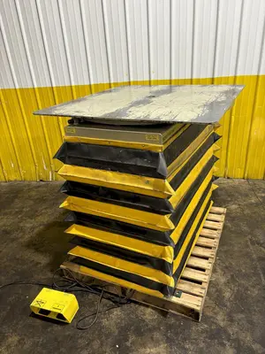 2500 LBS X 48" X 44" SOUTHWORTH MODEL #LS2.5-36 BACKSAVER  HYDRAULIC SCISSOR LIFT & TURN TABLE, 110V : STOCK #20511