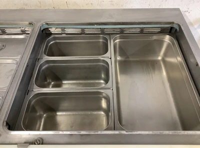 152-0344 Delfield 4472-30M 72” Self Contained Refrigerated Sandwich Prep Table