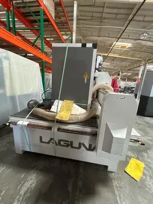 USED 2021 LAGUNA MCNC SWIFT