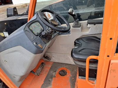 USED 2016 JLG 642