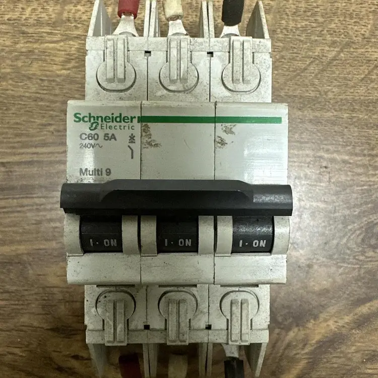 Used SCHNEIDER C60 5A Miscellaneous Equipment (Electrical & Power) | Surplus Asset Holdings #1203809