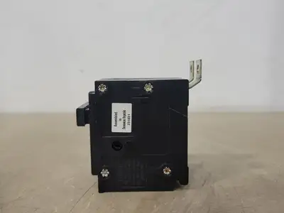 USED CUTLER-HAMMER BA240