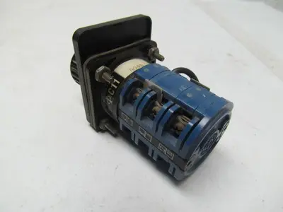 KrausNaimer C11 A048 Ammeter Switch Heavy duty 12amp 600VAC 4position switch