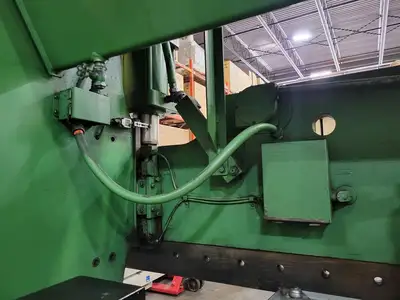 USED 1982 CINCINNATI 90CB X 8